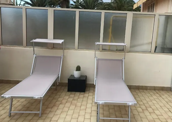 Terrasse Dans Palace Centre Апартаменти