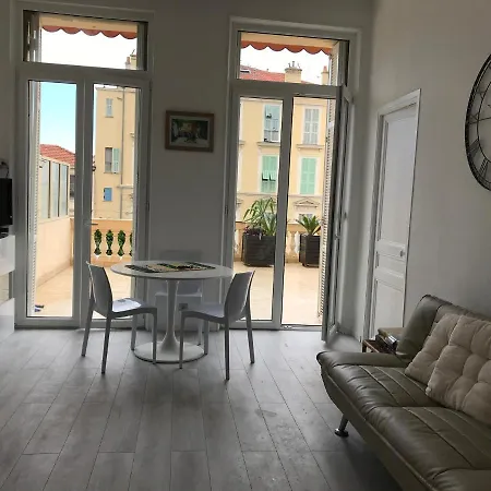 Terrasse Dans Palace Centre