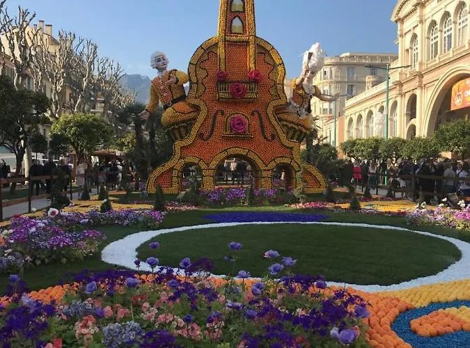 아파트 Terrasse Dans Palace Centre 멍똥